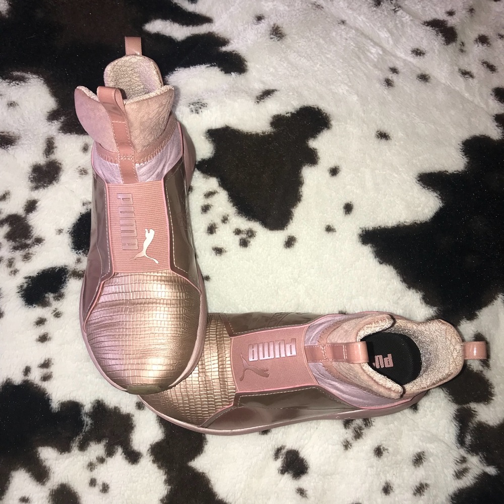 🐙 ROSY PUMA FIERCE 🌹